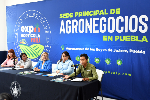 01_ARuedaPrensa.jpg