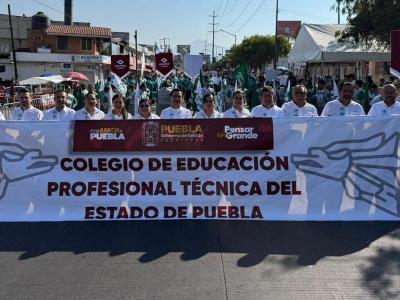 5e2a17fb9b32ba76f4838d6c2808dd02_M.jpg