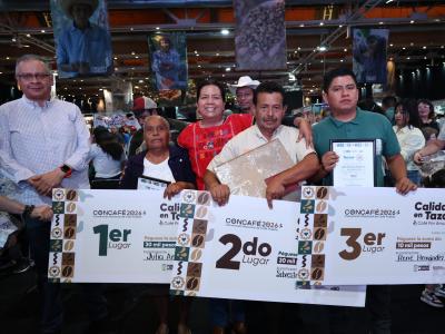 Subasta “Calidad en Taza 2026” alcanza precio histórico de 950 pesos por kilo. Productores poblanos conquistan compradores con cafés de alta especialidad