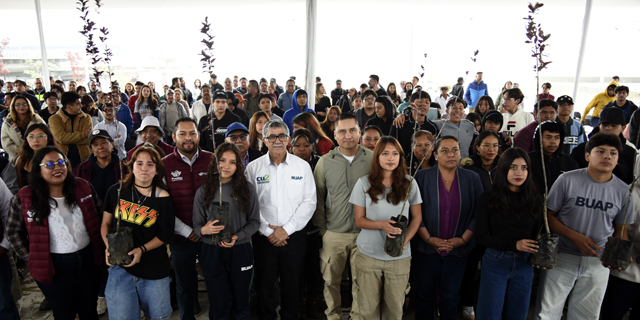 Inicia en CU2 BUAP “Raíces del futuro”