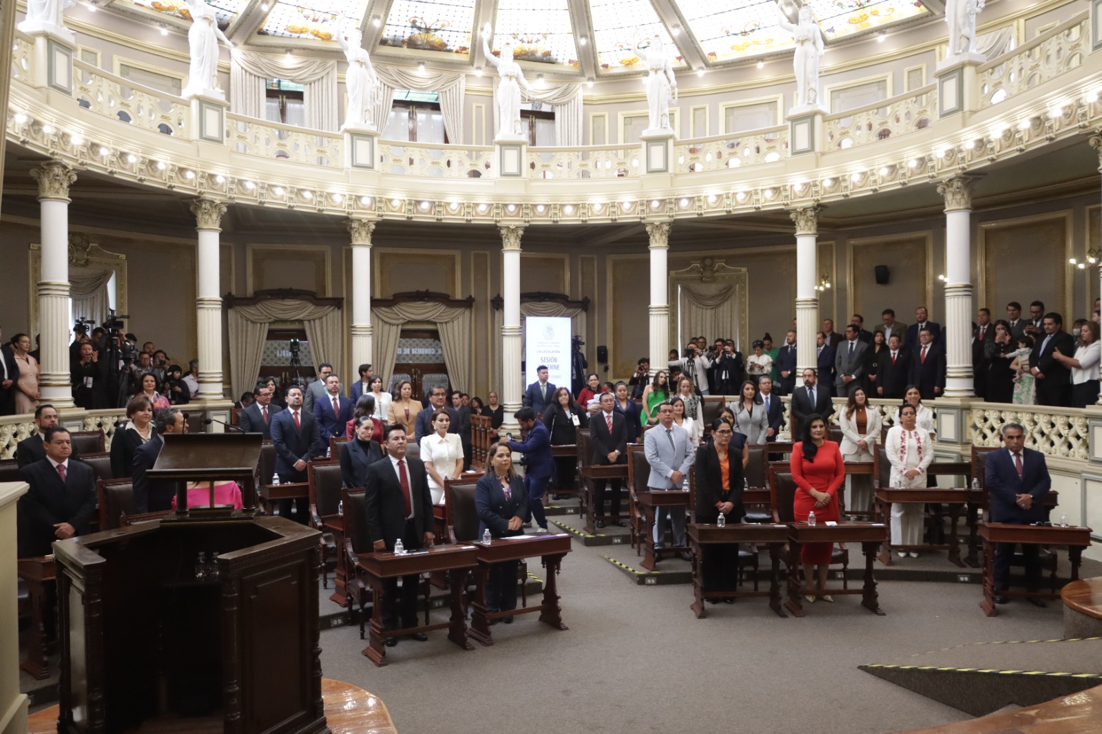 -También elegirán a quien ocupe la presidencia de la Junta de Gobierno y Coordinación Política