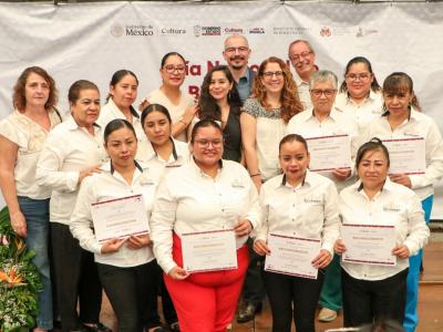 Reconoce gobierno estatal labor de bibliotecarias y bibliotecarios de Puebla