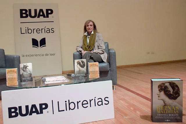 Conversa Cristina Morató con la comunidad BUAP