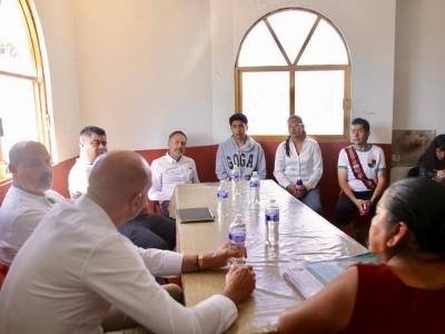 Gobierno del Estado impulsa el deporte en juntas auxiliares con equipo de fútbol