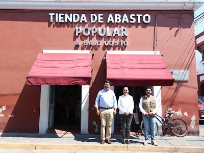 ed445e223c53cea5753e9c0596ba7423_M.jpg