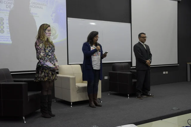 Reflexionan en la BUAP acerca de la Química y la Inteligencia Artificial